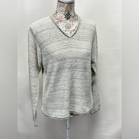 COLUMBIA Beige heather knit V‎ neck pullover size M. - Picture 8 of 12